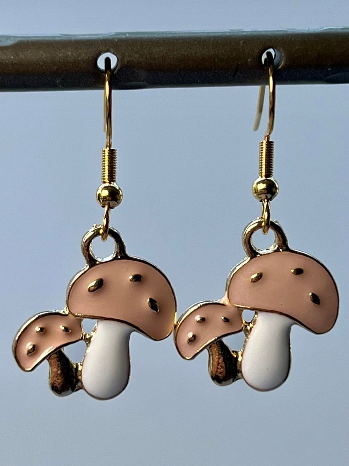 Cream Mushroom / Shroom Dangle Earrings - CYR'S CREATIONS