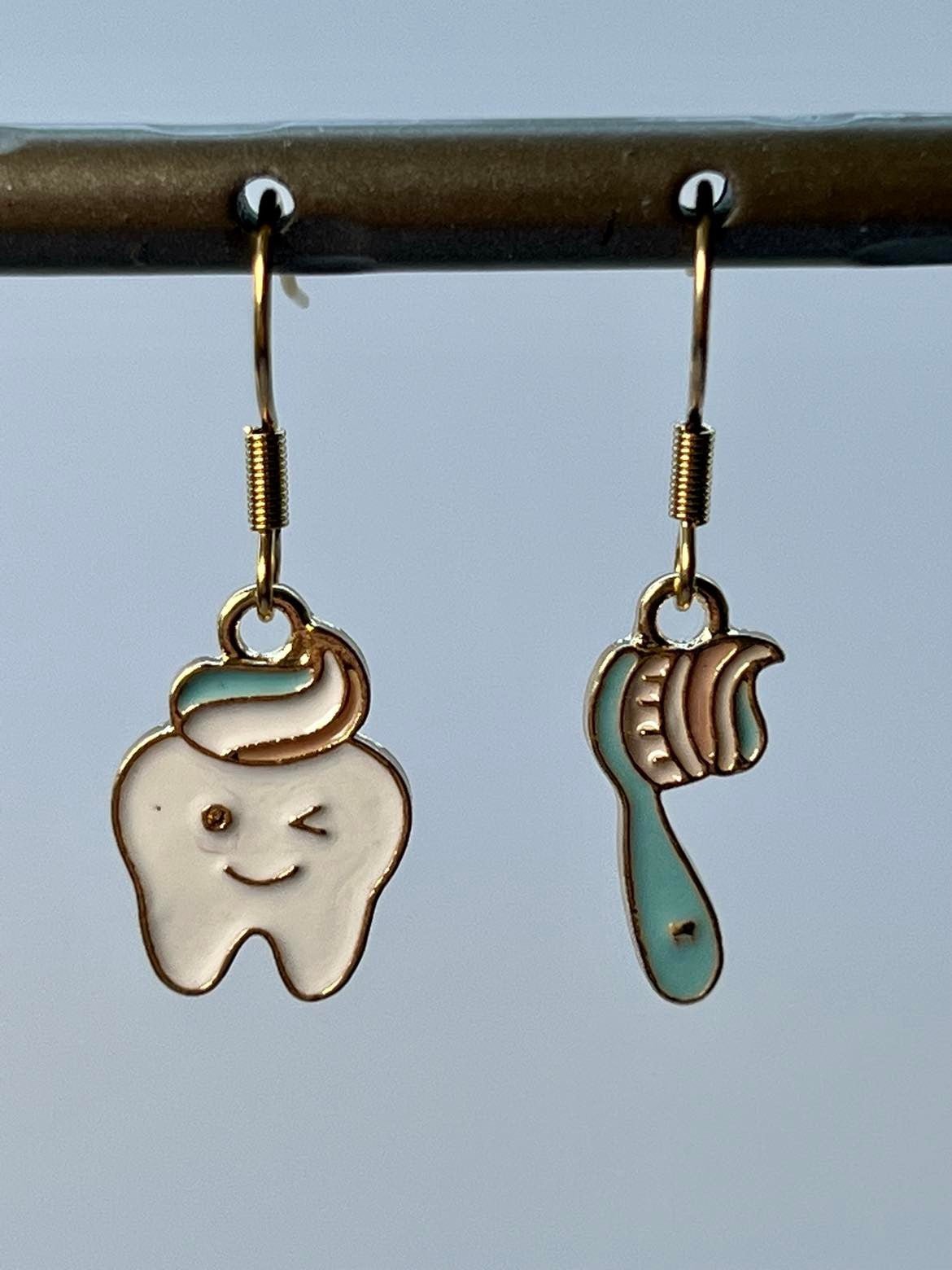 Cute Funny Toothbrush and Tooth Dangle Hook Earrings - CYR'S CREATIONS